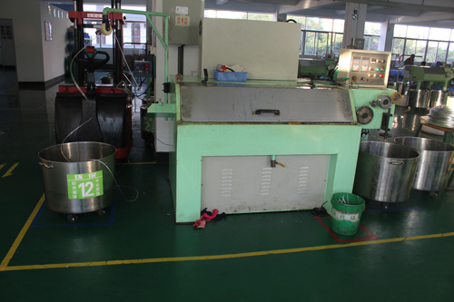 興鴻泰錫業車間 興鴻泰錫業車間